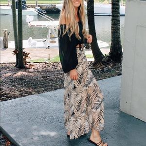 Women's Billabong Size S Pants Beach Open Split Leg Tropical Leaves